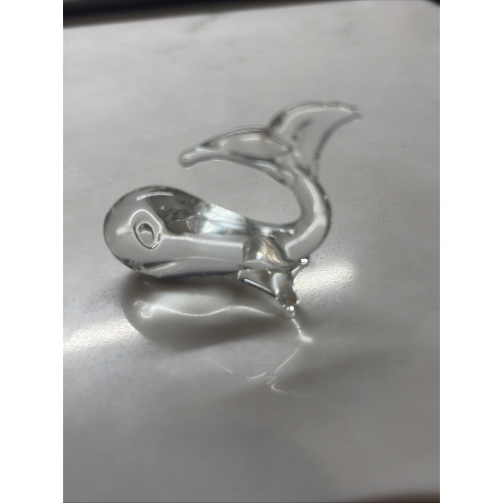 Miniature Mini Clear Blown Glass Whale Figurine Approx 1.5"x1.5" Unmarked